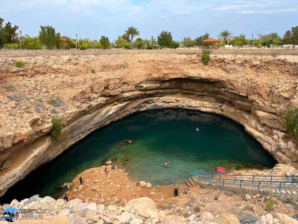 Sinkhole-Bimmat-oman