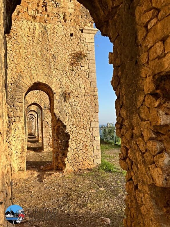 Tempio-di-giove-terracina-archi Tempio di giove terracina archi