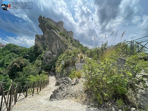 castello roccascalegna abruzzo