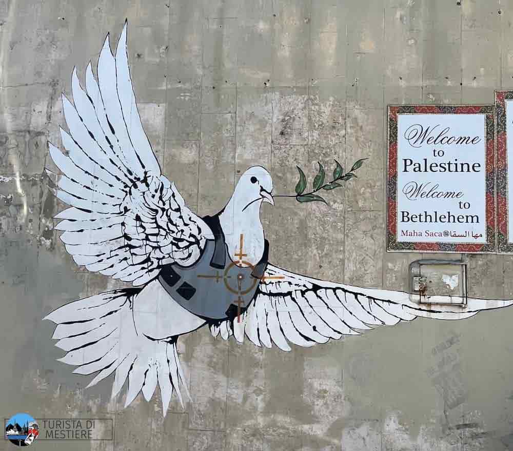 murale-banksy-betlemme-colomba