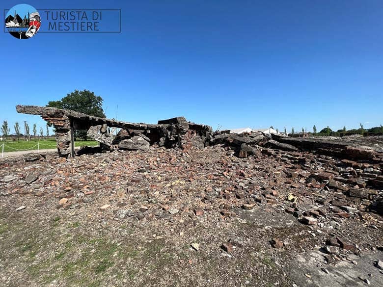 Le macerie delle camere a gas di Birkenau