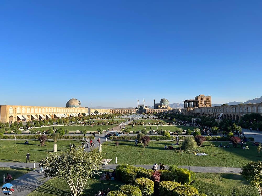Naqsh-e Jahan-piazza-isfahan
