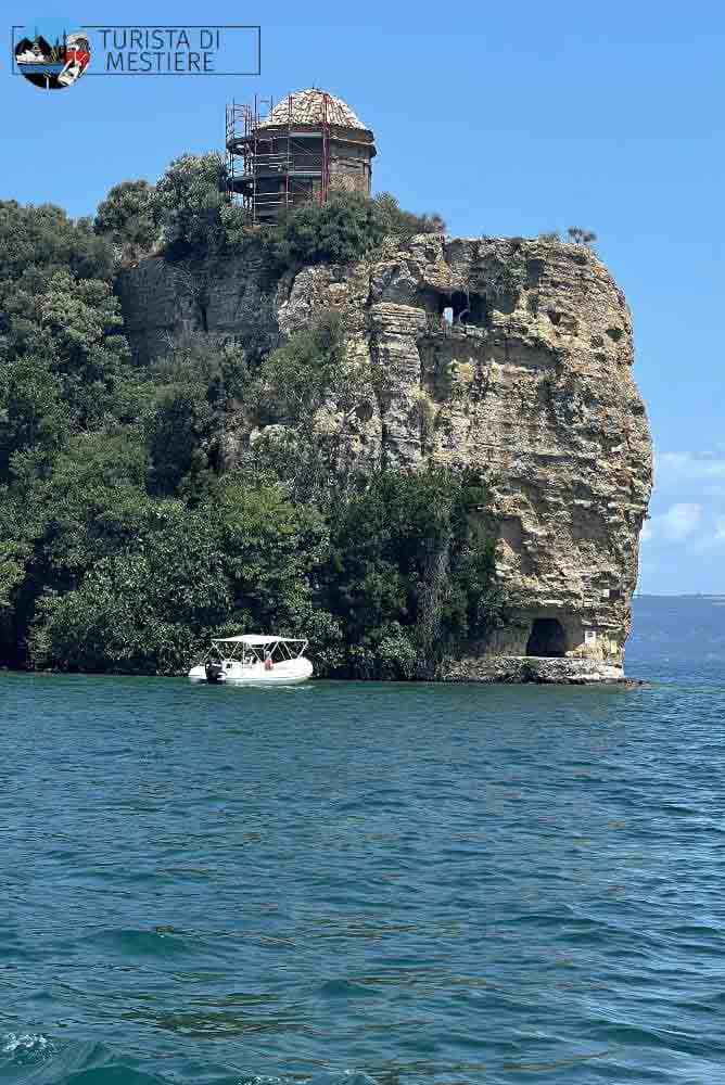 isola-bisentina-rocchina