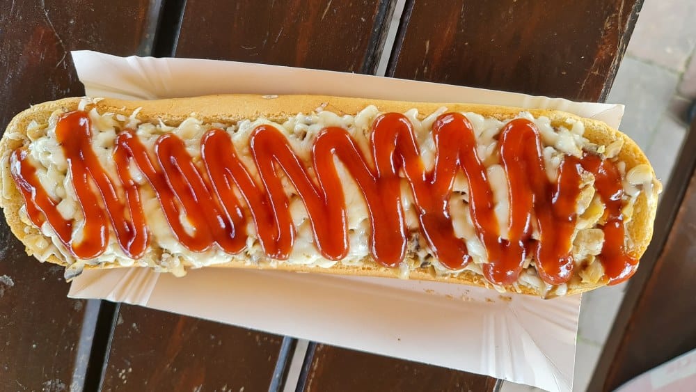 Cosa-mangiare-a-cracovia-zapiekanka