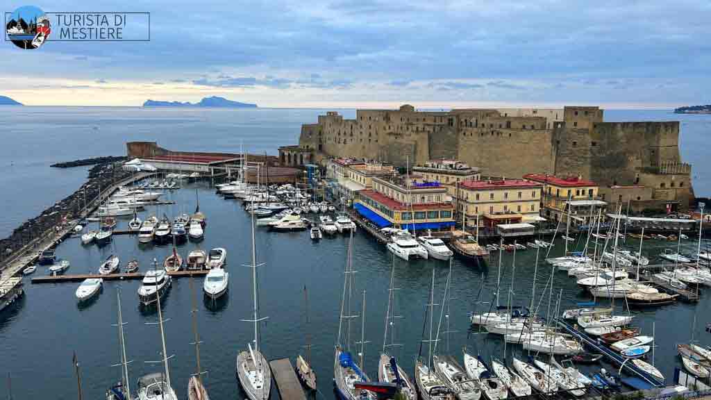 castel-dellovo-napoli castel-dellovo-napoli
