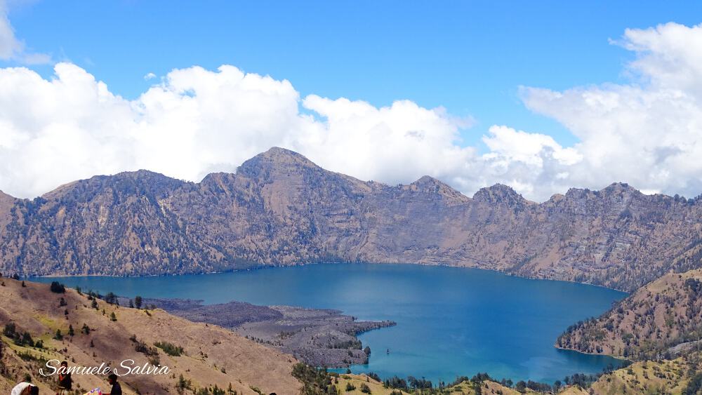 lago segara anak monte sinjani indonesia