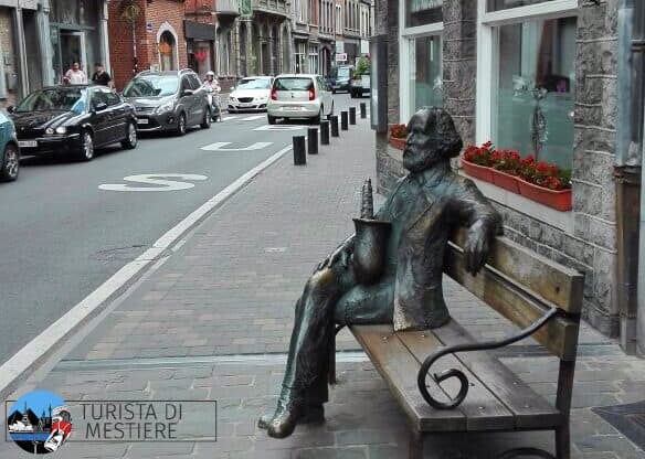 Statua-Sax-Dinant