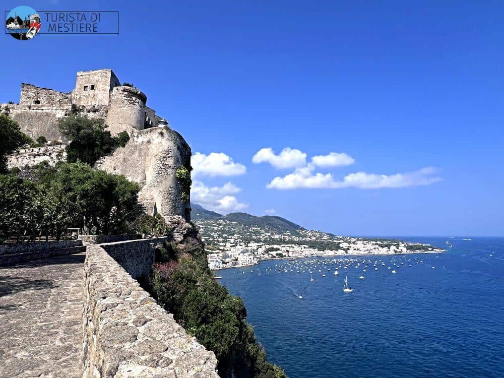 castello-aragonese-terrazzo-degli-ulivi