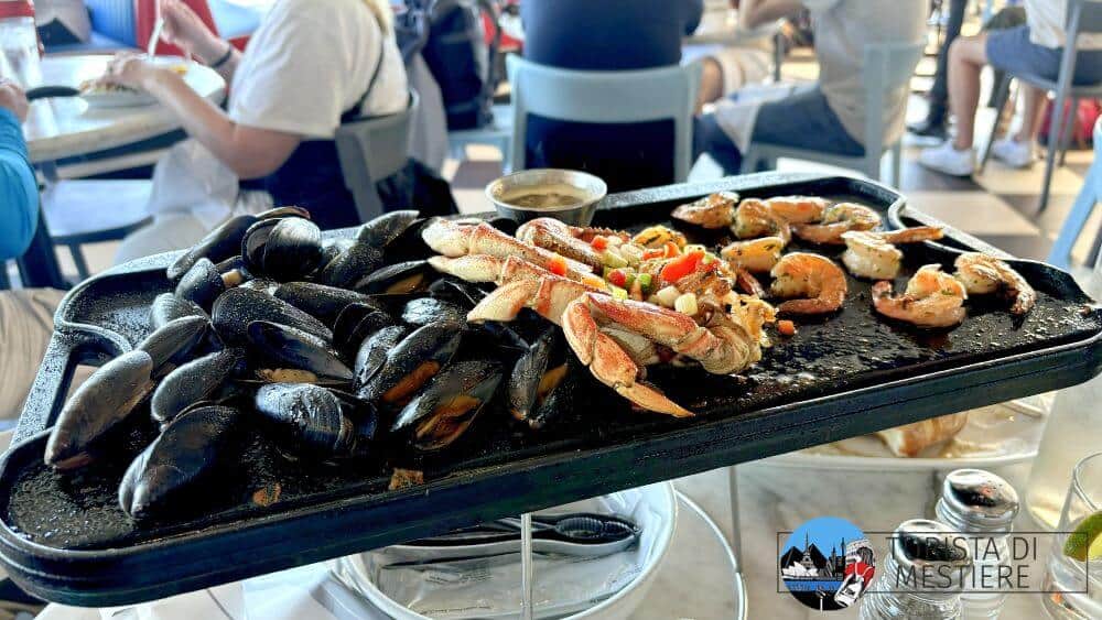 combo mussels shrimp & crab