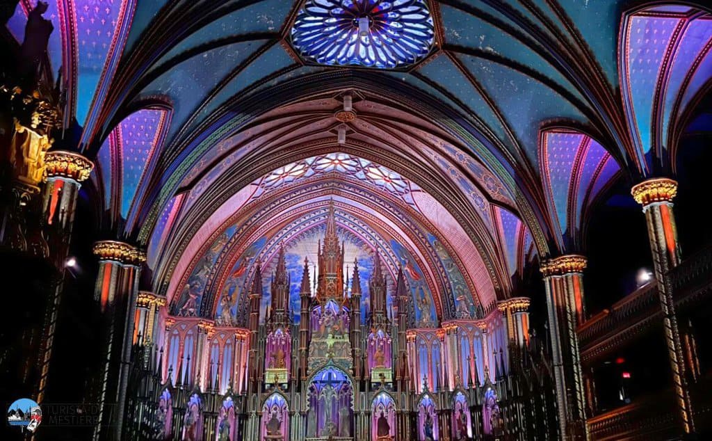 aura-notre-dame-montreal aura-notre-dame-montreal