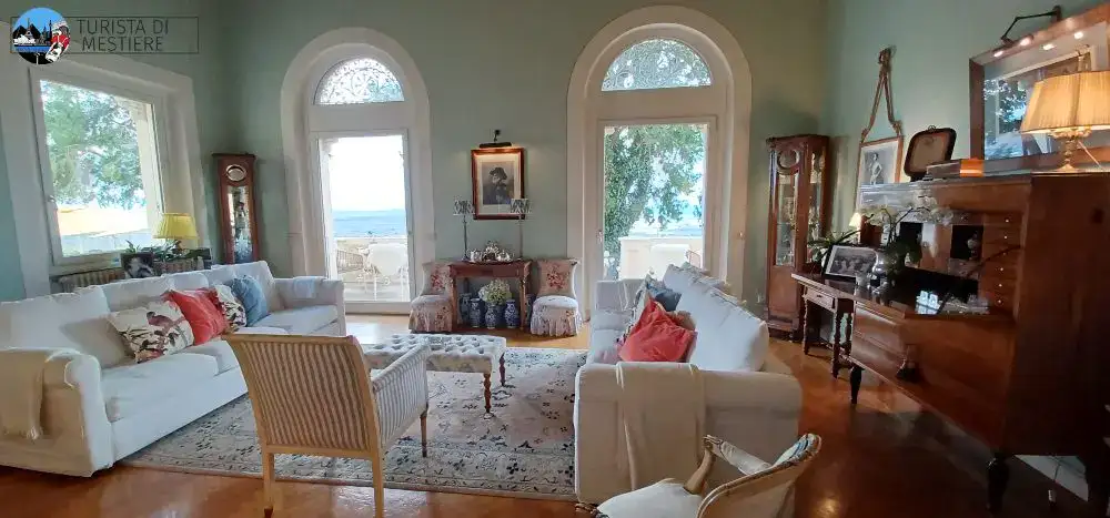 salone-villa-la-moresca-dormire-a-montecatini