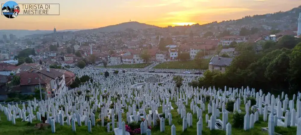 Cimitero-Kovaci-bastione-giallo