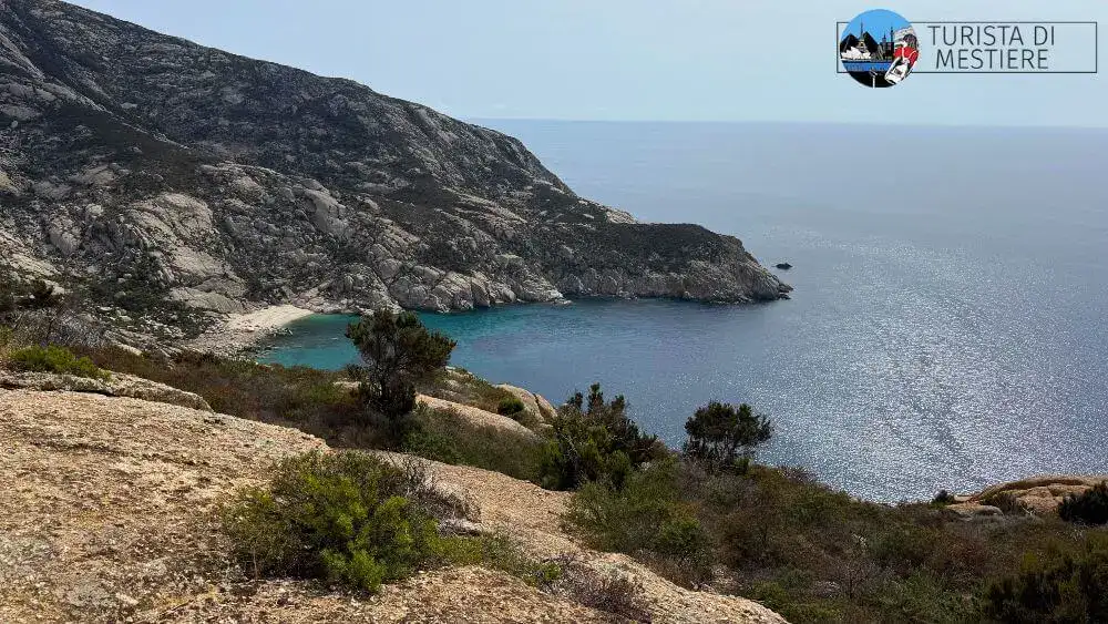 cala-santa-maria-Montecristo