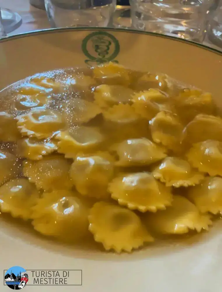 anolini-in-brodo-piacenza Anolini in brodo con ripieno di stracotto