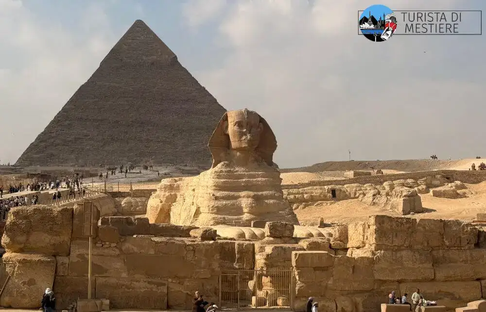 Sfinge e piramide di Chefren